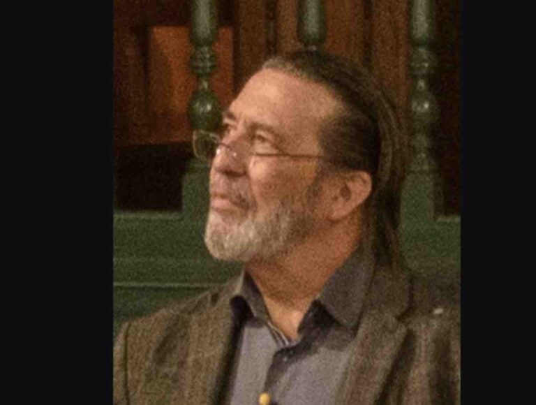 Ciarán Hinds